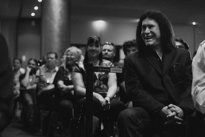 Photography Portfolio by P-O-L-O: Encore-Gene-Simmons-One-Day-at-the-G-Mingle-with-Fans-