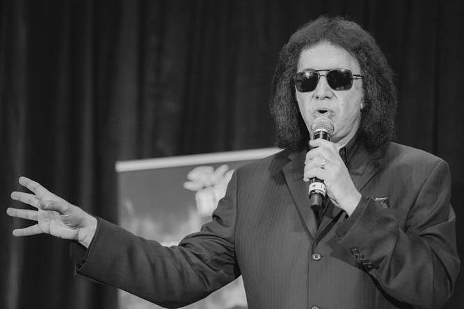 Photography Portfolio by P-O-L-O: Encore-Gene-Simmons-One-Day-at-the-G-On-the-Stage-